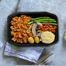Grass Fed Beef Bolognese with Potato Mash & Olives and Dried Tomatoes (Gluten-free)