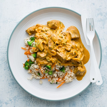 Free Range Butter Chicken with Stir-fried Broccoli Rice, Onions, and Capsicums (Gluten-free)