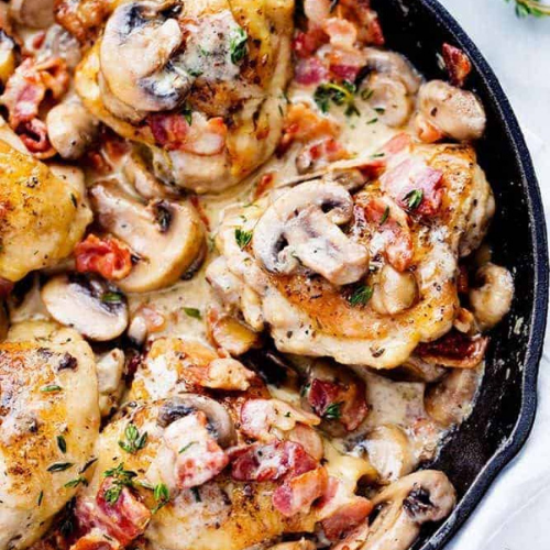 Free Range Keto Chicken Mushroom Bacon Alfredo with Seasonal Veggie 350g (Gluten-free)