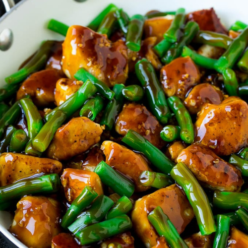 Free Range Satay Chicken with Onions, Mushrooms, Capsicums and Green Beans 250g