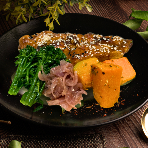 Free Range Teriyaki Chicken with Roast Pumpkin, Caramelized Onion, and Broccoli 250g